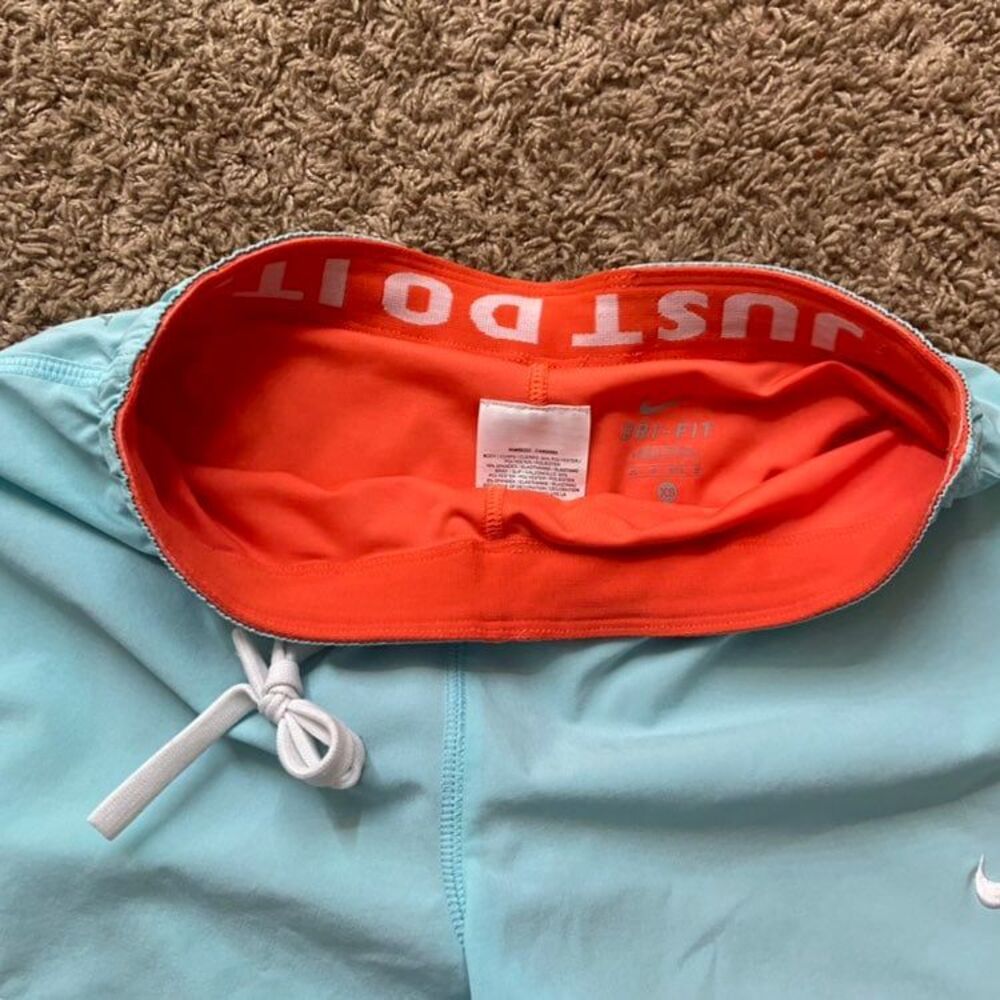 Nike Shorts - Picture 3 of 5